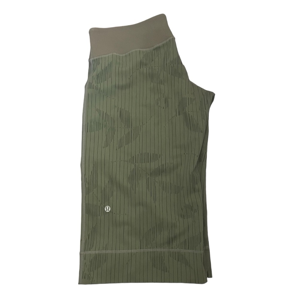Lululemon Cropped Yoga Pants